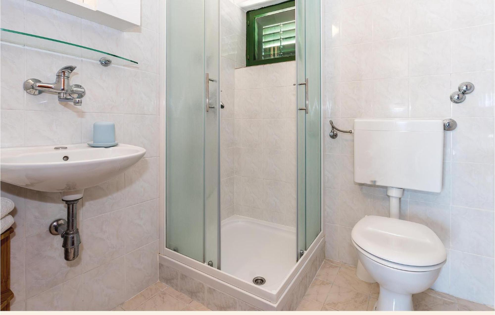 One-Bedroom Apartment in Jezera Buitenkant foto